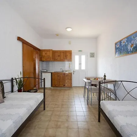 Norma's Village Aparthotel *